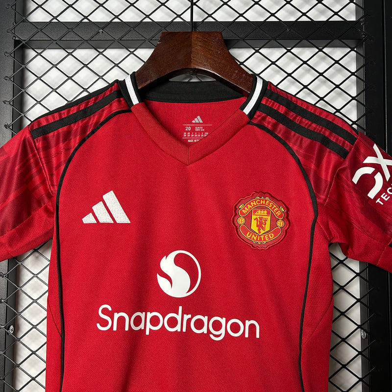 Kit Infantil Manchester United 2025/2026 - Lançamento