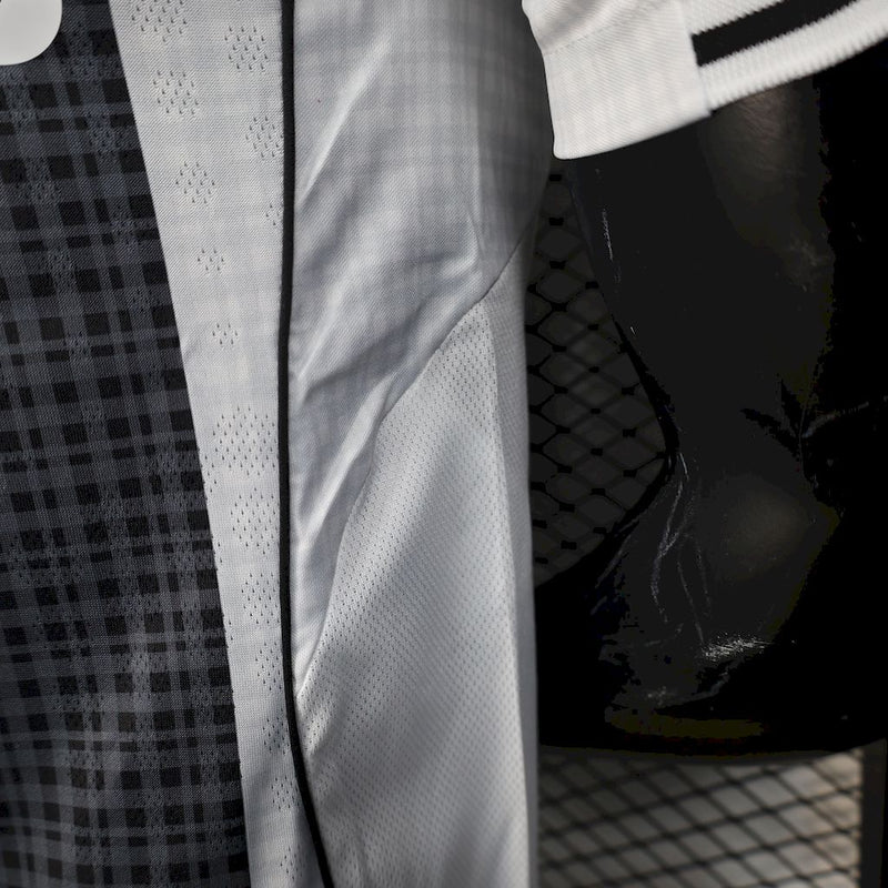 Camisa Newcastle Home 25/26 - Versão Jogador